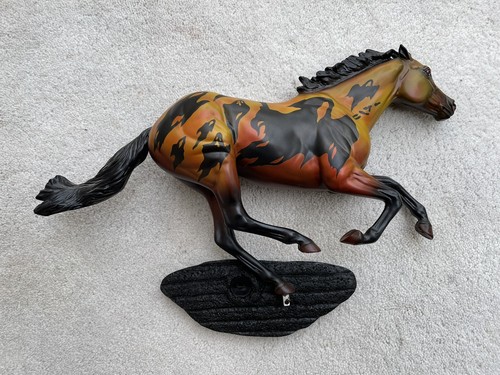 Rare breyer halloween holiday - rare,